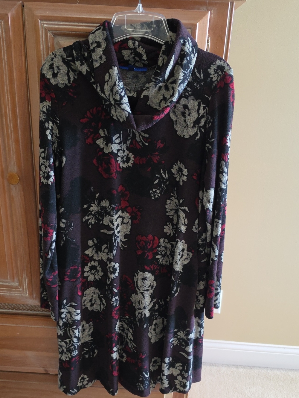 Apt. 9 Black Floral Cowl Neck Long Sleeve Dress with Burgundy & Cream Accents
